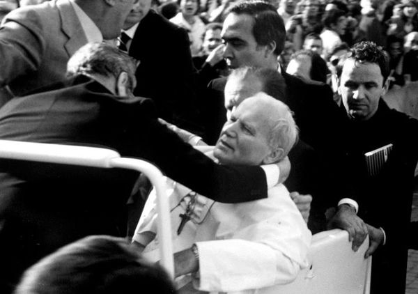 Cuarenta años del atentado contra Juan Pablo II - Mundo - ABC Color