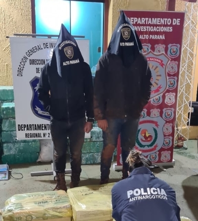 Detienen a dos sujetos e incautan marihuana en Santa Rita