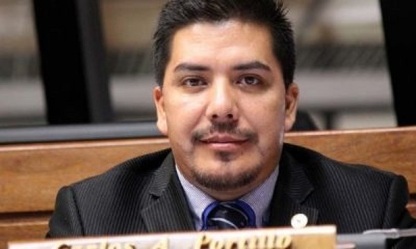 Perdida de Investidura de Carlos Portillo se debate en sesión extra de Diputados