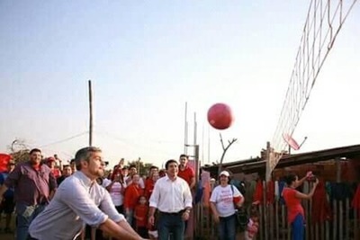 Mario Abdo da negativo al Covid-19 y retomará sus actividades - ADN Digital