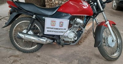 La Nación / Concepción: detienen a un hombre y recuperan una motocicleta robada