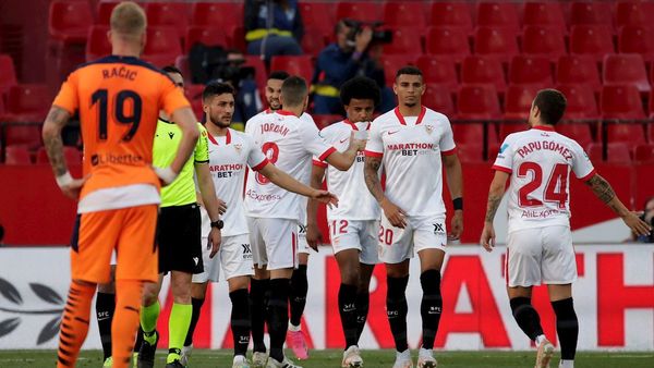 El Sevilla aprieta a los 'grandes'