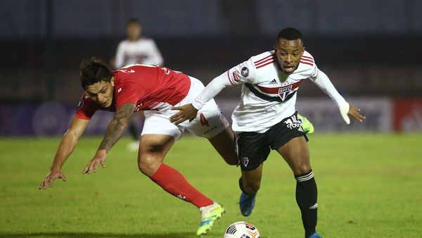 Rentistas y Sao Paulo firman paridad
