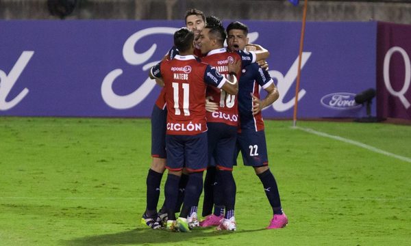 Cerro Porteño supera con autoridad a Deportivo La Guaira en Venezuela
