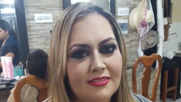 COVID: Polémica por vacunación de Miss Gordita de Caazapá