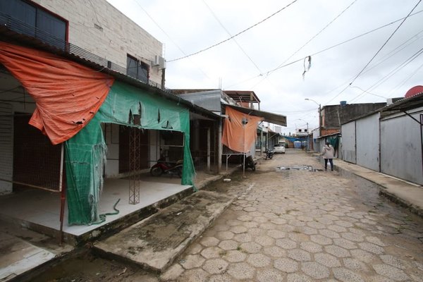 Crónica / En Alberdi, el 90% de comercios ya cerraron