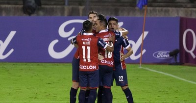 La Nación / El Ciclón recupera la sonrisa