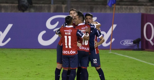 La Nación / El Ciclón recupera la sonrisa