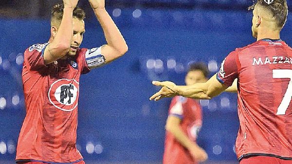 12 se complicó por avaro