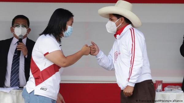 Fujimori y Castillo acordaron realizar dos debates antes del balotaje en Perú | .::Agencia IP::.
