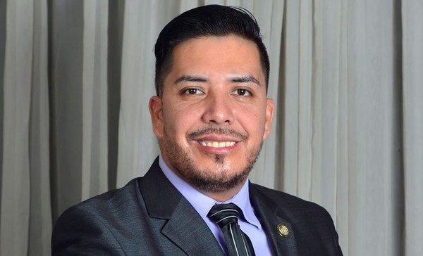 Reemplazo de Portillo afirma que sus colegas ya no perdonaron sus “macanadas” - Megacadena — Últimas Noticias de Paraguay