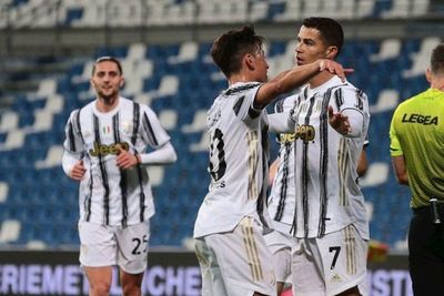 Juventus gana pero sigue fuera de Champions