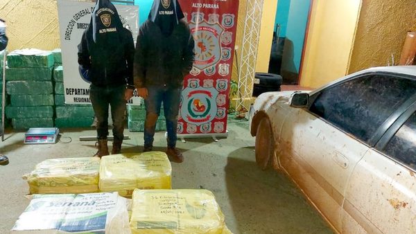 DOS DETENIDOS CON MÁS DE  100 KILOS DE MARIHUANA