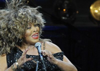 Tina Turner y Foo Fighters serán incluidos en el Salón de la Fama del Rock and Roll - RQP Paraguay