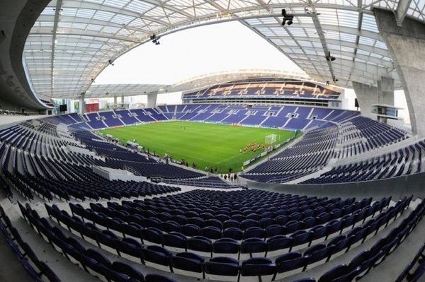Champions League: UEFA anuncia que la final se jugará en Oporto