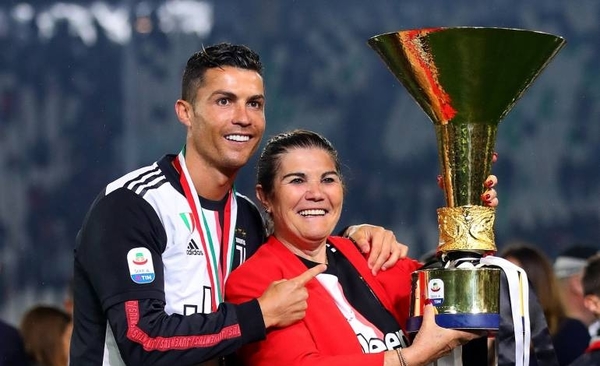 Diario HOY | La madre de Cristiano desea que su hijo regrese al Sporting de Portugal