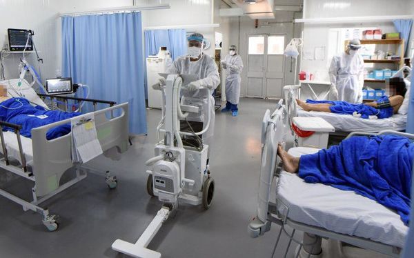 54 médicos fallecidos por COVID-19 desde inicio de pandemia