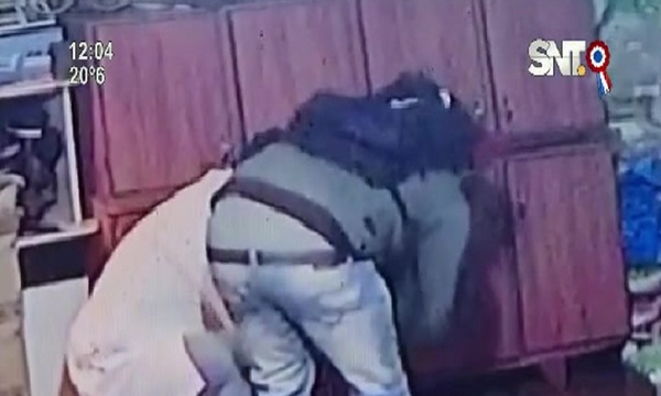 Investigan violento asalto en Yatytay - SNT