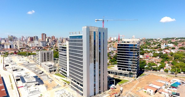 La Nación / Entidad bancaria mantiene su proyección de crecimiento en 3,5%, pero advierte sobre riesgos