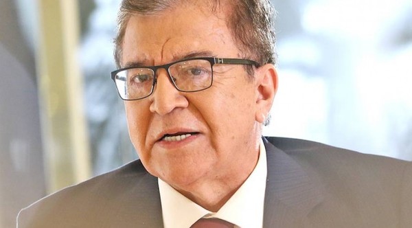 Por impedir control en EBY, tildan de Virrey a Nicanor y piden a Marito que lo raje