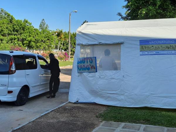 Vacunatorios masivos anti Covid-19 abrirán hasta el mediodía del feriado y fin de semana – Prensa 5