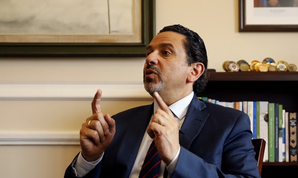 Gobierno colombiano pide al Comité del Paro sentarse a la mesa de negociación - MarketData