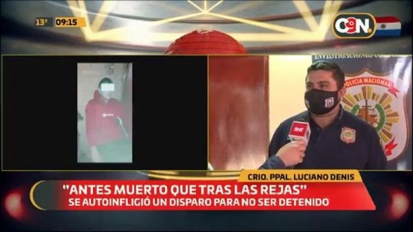 Joven se ‘‘pega un tiro’’ para no ser detenido, según versión policial