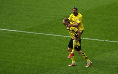 Dobletes de Sancho y Haaland le dan al Dortmund la Copa de Alemania - Fútbol Internacional - ABC Color