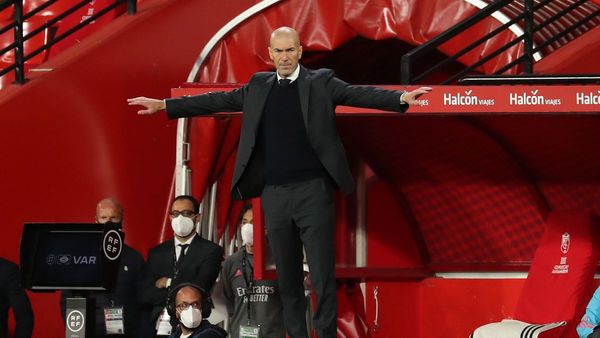 Zinedine Zidane: "Todavía hay Liga"