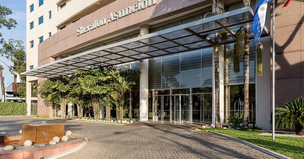 La Nación / Sheraton Hotel prepara atractivas ofertas para agasajar a las madres