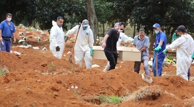 MUNDO | Brasil supera las 430.000 muertes y camina hacia los 15,5 millones de casos