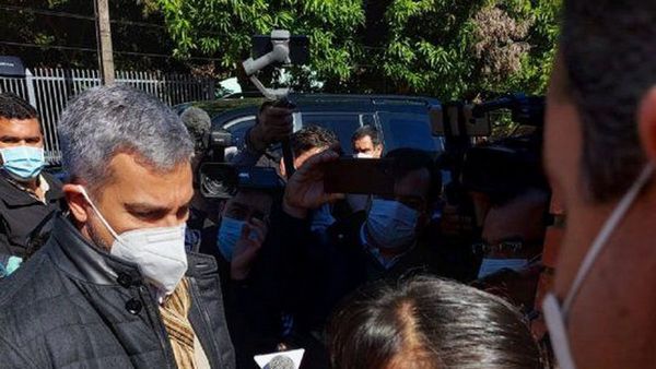 Enfermera reclama a Abdo que son héroes, pero solo ganan G. 1 millón