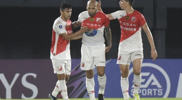 Lo da vuelta y se queda con el partido ante Huancayo
