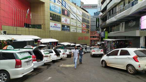 Comerciantes de Ciudad del Este esperan aumentar ventas por el Día de la Madre - La Clave