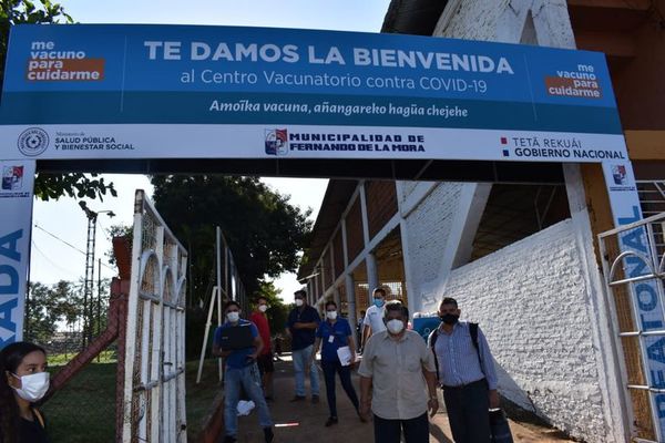 Estos son los horarios y centros vacunatorios habilitados en días feriados - Nacionales - ABC Color