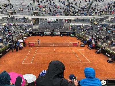 Djokovic-Tsitsipas, suspendido momentáneamente por lluvia - Tenis - ABC Color