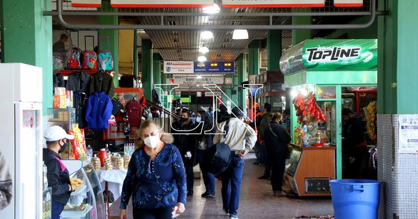 La Nación / Terminal de Asunción registra intenso movimiento de pasajeros