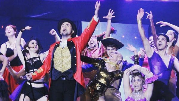 Santiago Palumbo: "El teatro sigue vivo a pesar de todo"