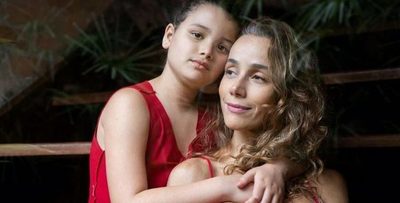 “Soy una madre arrepentida”: El polémico testimonio de una escritora brasilera