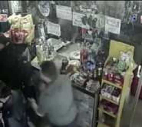 Limpio: Roban a clientes de un comercio - Paraguay.com