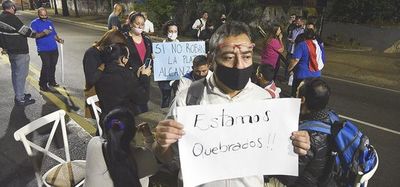 “Estamos hartos”, fustigan duramente eventistas, que intiman por soluciones reales al Gobierno  - Nacionales - ABC Color