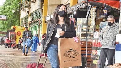 Más de 17.000  viajaron al interior para pasar con mamá