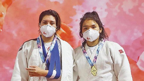 Con plata y bronce en el judo