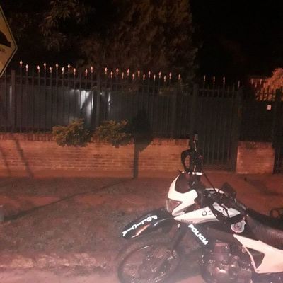Motochorros asesinan a mecánico en asalto, en Ciudad del Este - ABC en el Este - ABC Color