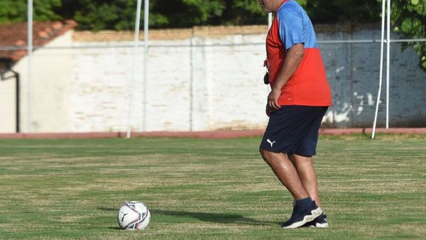 Francisco Arce prepara variantes para medir al Kelito