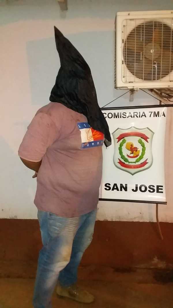Arrestan a joven que habría golpeado a su padre - La Clave