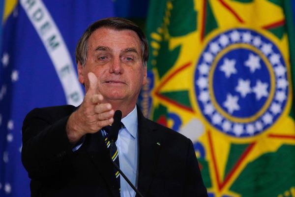 La mitad de los brasileños apoya un juicio destituyente contra Bolsonaro - Mundo - ABC Color