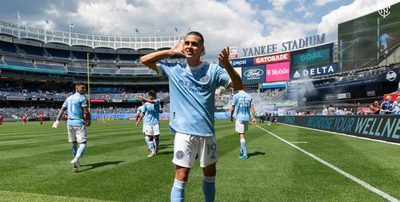 Jesús Medina protagonizó un grito sagrado y un blooper en la MLS