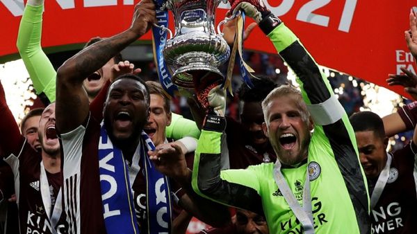 Histórico Leicester se adueña de la Copa FA