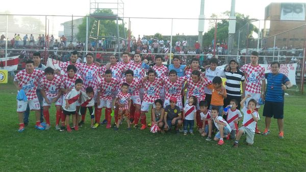 Toda la campaña del Campeón 2016 “13 de Junio de Callei” » San Lorenzo PY